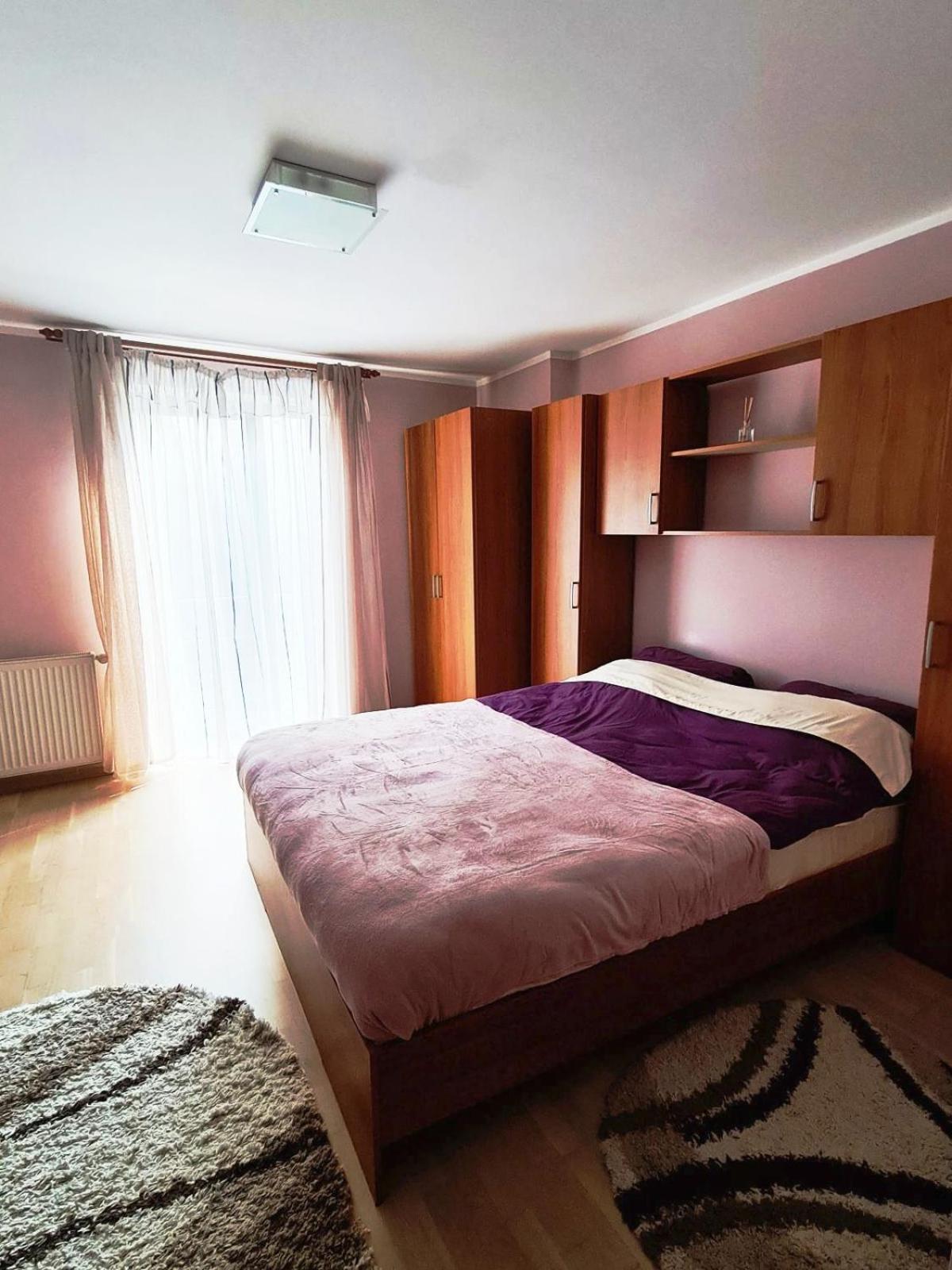 Cozy Open Space Near Old Center Of With Private Parking Space * Timişoara